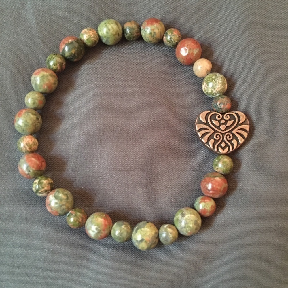 Green brown/pink bracelet - metal heart